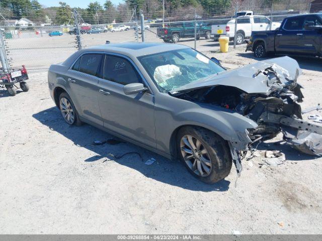  Salvage Chrysler 300