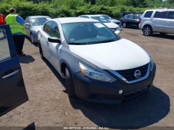  Salvage Nissan Altima