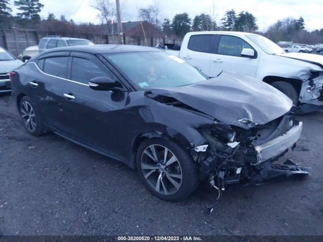  Salvage Nissan Maxima