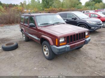  Salvage Jeep Cherokee