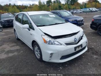  Salvage Toyota Prius v