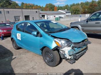  Salvage Toyota Prius c