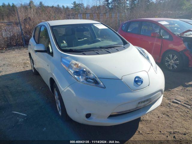  Salvage Nissan LEAF