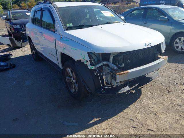  Salvage Jeep Compass