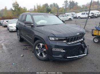  Salvage Jeep Grand Cherokee