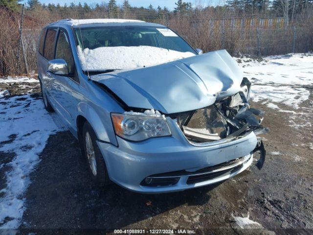  Salvage Chrysler Town & Country