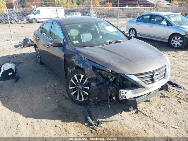  Salvage Nissan Altima