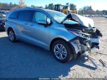  Salvage Toyota Sienna