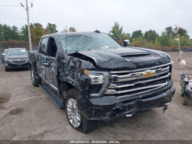  Salvage Chevrolet Silverado 2500