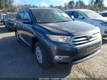  Salvage Toyota Highlander