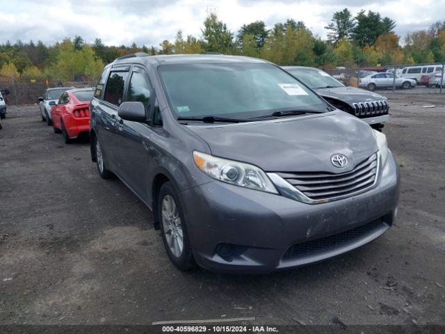  Salvage Toyota Sienna