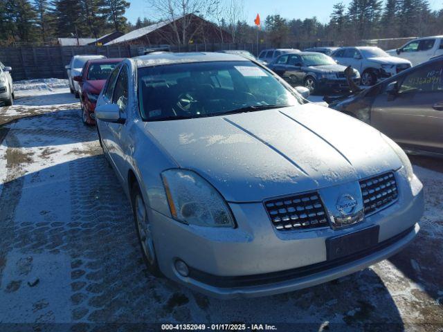  Salvage Nissan Maxima