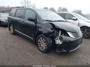  Salvage Toyota Sienna