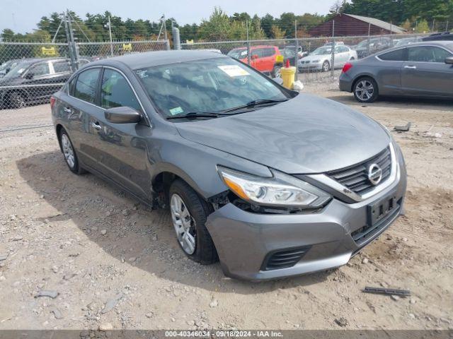  Salvage Nissan Altima