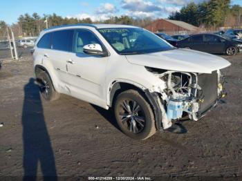  Salvage Toyota Highlander