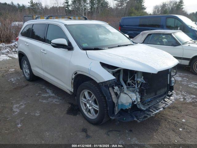  Salvage Toyota Highlander