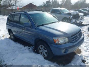  Salvage Toyota Highlander