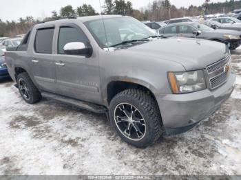  Salvage Chevrolet Avalanche 1500