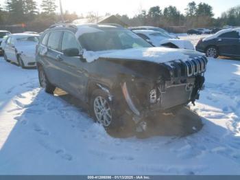  Salvage Jeep Cherokee