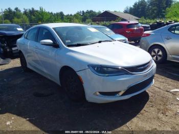  Salvage Chrysler 200