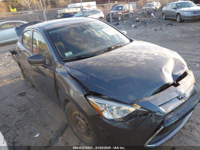  Salvage Toyota Yaris