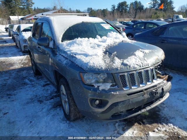  Salvage Jeep Compass