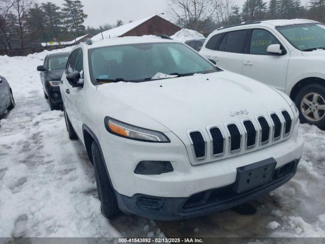  Salvage Jeep Cherokee