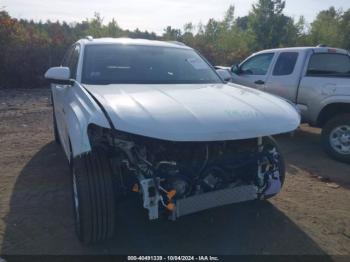  Salvage Volkswagen Atlas