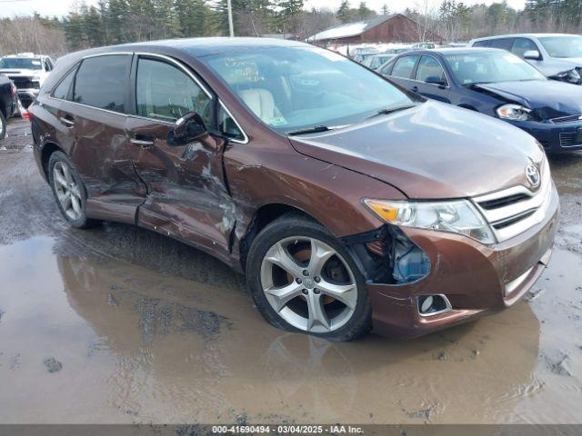  Salvage Toyota Venza