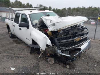  Salvage Chevrolet Silverado 2500