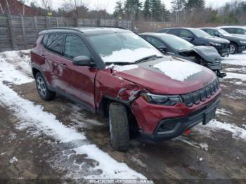  Salvage Jeep Compass