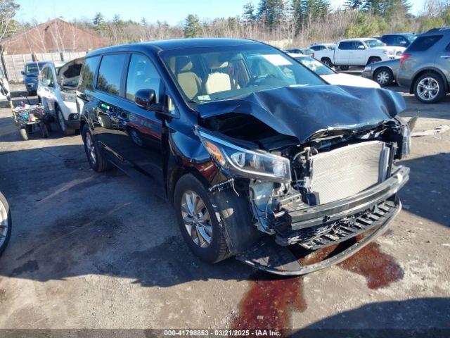  Salvage Kia Sedona