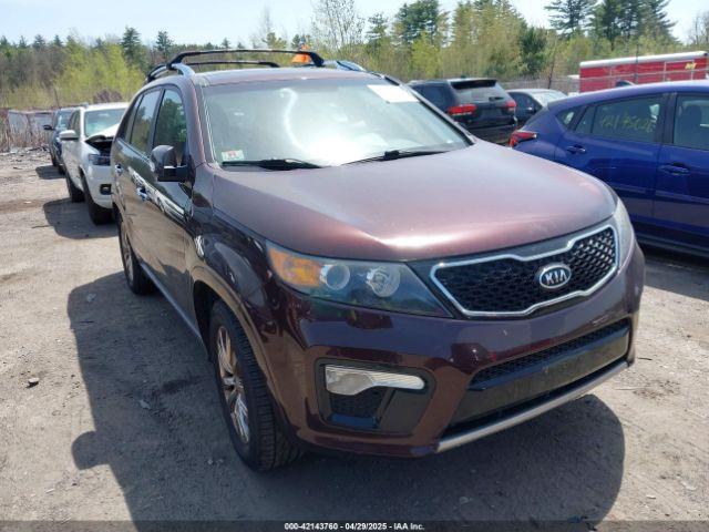  Salvage Kia Sorento