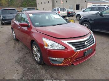  Salvage Nissan Altima