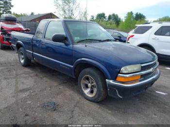  Salvage Chevrolet S-10