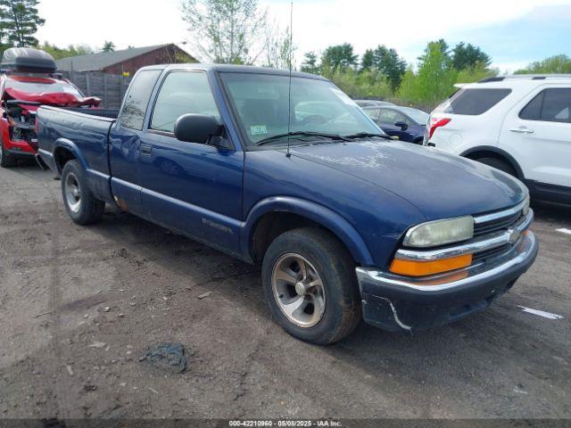  Salvage Chevrolet S-10