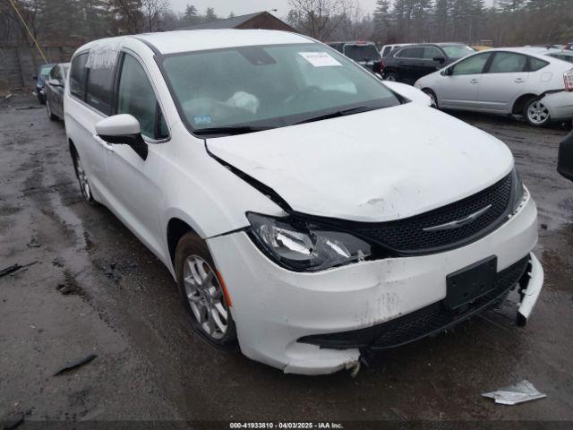  Salvage Chrysler Voyager