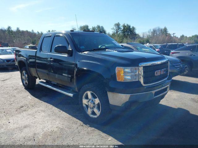  Salvage GMC Sierra 2500