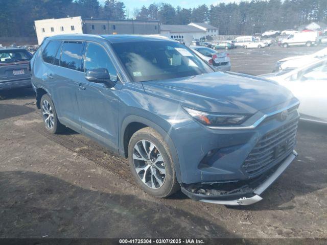  Salvage Toyota Grand Highlander