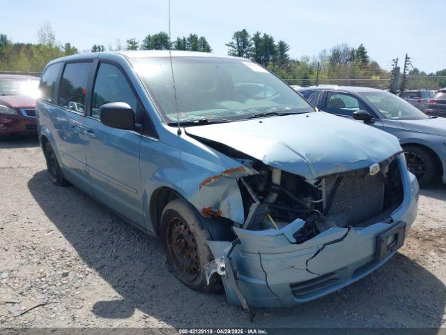  Salvage Chrysler Town & Country