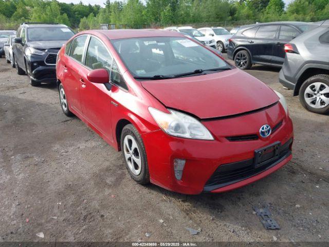  Salvage Toyota Prius