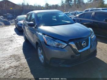  Salvage Nissan Kicks