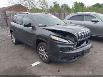  Salvage Jeep Cherokee