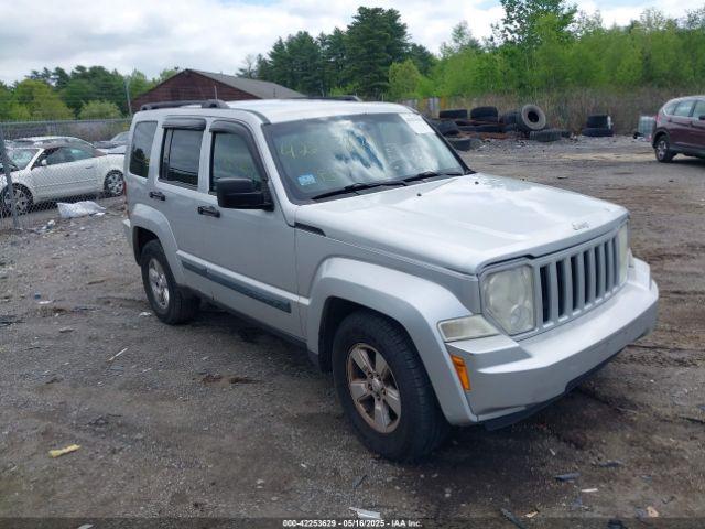  Salvage Jeep Liberty