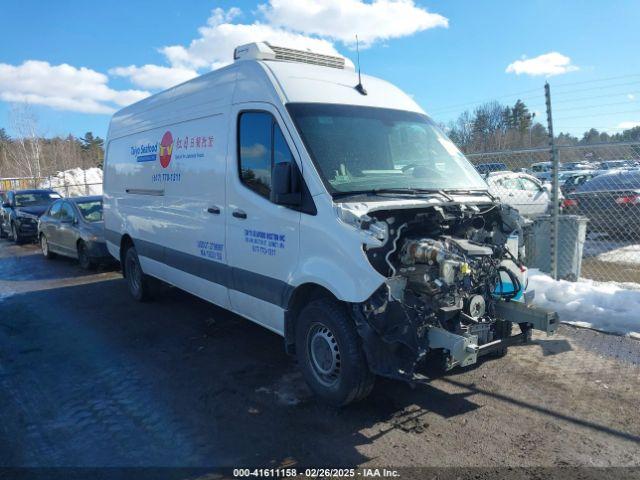  Salvage Mercedes-Benz Sprinter 3500