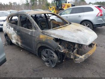  Salvage Hyundai TUCSON