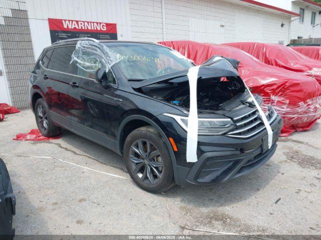  Salvage Volkswagen Tiguan