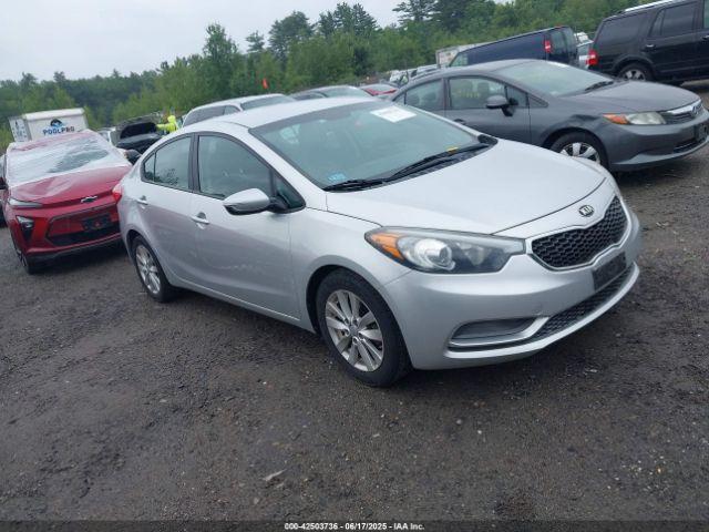  Salvage Kia Forte