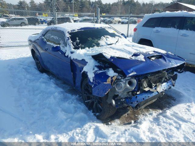  Salvage Dodge Challenger