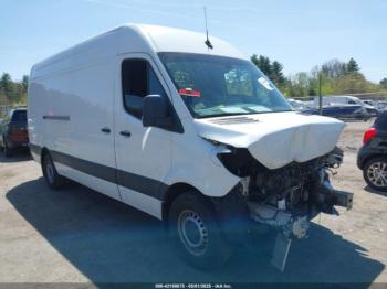  Salvage Mercedes-Benz Sprinter 2500